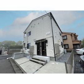 的場駅より徒歩10分 築4年10ヶ月 2階建の賃貸物件