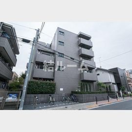 練馬駅より徒歩8分 築15年6ヶ月 5階建の賃貸物件