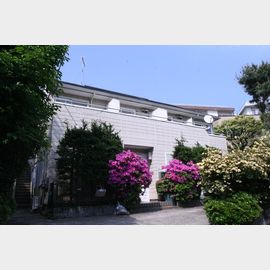 田園調布駅より徒歩5分 築38年11ヶ月 2階建の賃貸物件