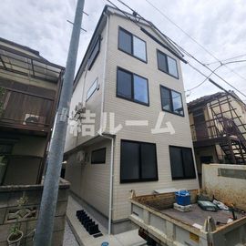 梅島駅より徒歩10分 2階 築2年の賃貸物件