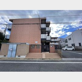 レオパレスサーティーンストーンIIIの賃貸物件