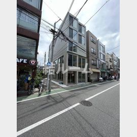 中板橋駅より徒歩1分 築2年 5階建の賃貸物件