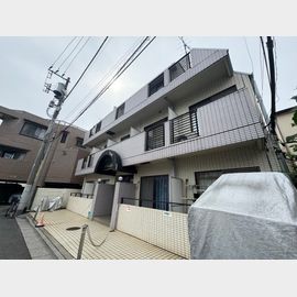 メゾンドフレール 3階 築38年3ヶ月の賃貸物件