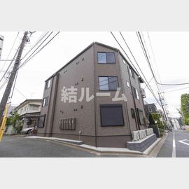 地下鉄成増駅より徒歩4分 築5年4ヶ月 3階建の賃貸物件