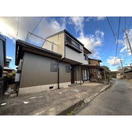 成岩駅より徒歩6分 築37年6ヶ月 2階建の賃貸物件