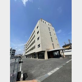 常滑駅より徒歩14分 築21年1ヶ月 6階建の賃貸物件