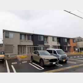 シャンポール新居の賃貸物件