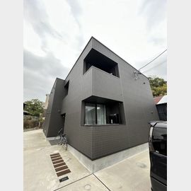 常滑駅より徒歩9分 築4年1ヶ月 2階建の賃貸物件