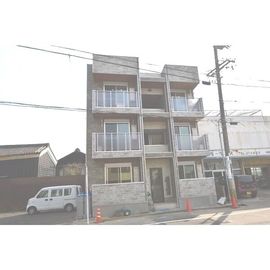 半田駅より徒歩5分 1階 築3年6ヶ月の賃貸物件