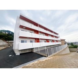 ＭＪ桐ヶ丘西棟 1階 築1年7ヶ月の賃貸物件