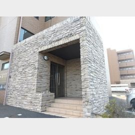 新舞子駅より徒歩2分 築21年 8階建の賃貸物件