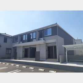 青山駅より徒歩12分 築1年6ヶ月 2階建の賃貸物件