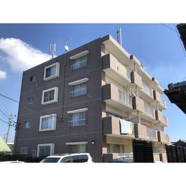 青山駅より徒歩12分 築34年11ヶ月 4階建の賃貸物件