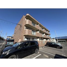 成岩駅より徒歩23分 築25年 3階建の賃貸物件