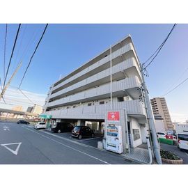 知多半田駅より徒歩7分 3階 築38年の賃貸物件