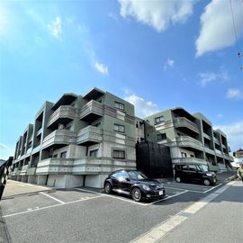 富士松駅より徒歩35分 築23年7ヶ月 3階建の賃貸物件