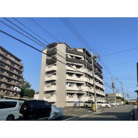 名和駅より徒歩18分 築32年6ヶ月 6階建の賃貸物件