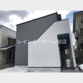 松戸駅より徒歩14分 築7年10ヶ月 2階建の賃貸物件