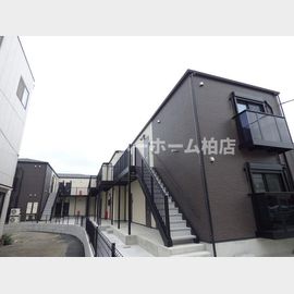 初富駅より徒歩4分 築8年7ヶ月 2階建の賃貸物件