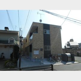 成田駅より徒歩8分 2階 築10年2ヶ月の賃貸物件