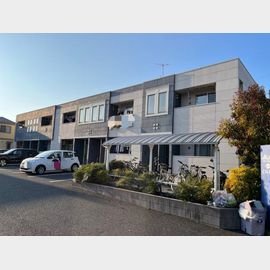 梅郷駅より徒歩7分 築10年1ヶ月 2階建の賃貸物件