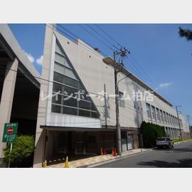 柏駅よりバス10分 4階 築21年10ヶ月の賃貸物件