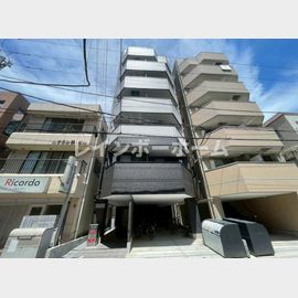 馬橋駅より徒歩2分 3階 築2年9ヶ月の賃貸物件