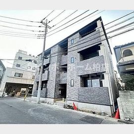 馬橋駅より徒歩5分 築2年5ヶ月 3階建の賃貸物件