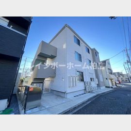 ＣＲＡＳＴＩＮＥ西馬橋１丁目 3階 築5年9ヶ月の賃貸物件