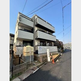 取手駅より徒歩15分 築10年10ヶ月 3階建の賃貸物件