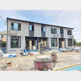 新木駅より徒歩14分 新築 2階建の賃貸物件