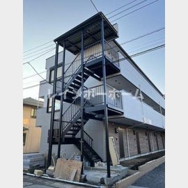 坂戸駅より徒歩9分 築2年2ヶ月 3階建の賃貸物件