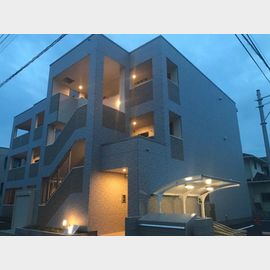川越駅より徒歩10分 築3年10ヶ月 3階建の賃貸物件