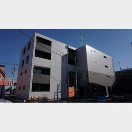 東松山駅より徒歩6分 築8年4ヶ月 4階建の賃貸物件