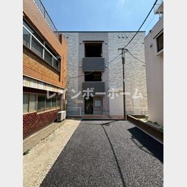 川越駅より徒歩6分 築1年3ヶ月 3階建の賃貸物件