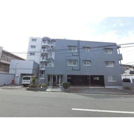 坂戸駅より徒歩9分 築35年 6階建の賃貸物件