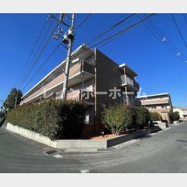 吉野原駅より徒歩7分 築24年10ヶ月 3階建の賃貸物件