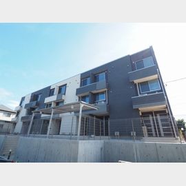 蓮田駅より徒歩14分 築7年5ヶ月 3階建の賃貸物件