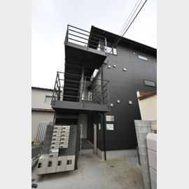 西川口駅より徒歩9分 3階 築2年10ヶ月の賃貸物件