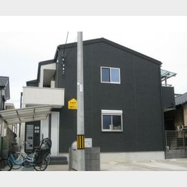 east2 2階 築4年の賃貸物件