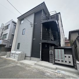 武蔵浦和駅より徒歩12分 2階 新築の賃貸物件