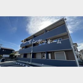 宮原駅より徒歩11分 築3年9ヶ月 3階建の賃貸物件
