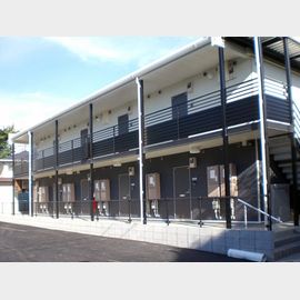 上尾駅よりバス14分 築13年10ヶ月 2階建の賃貸物件