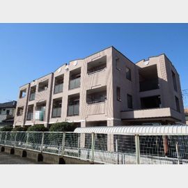 北本駅より徒歩12分 築20年8ヶ月 3階建の賃貸物件
