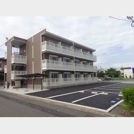 土呂駅より徒歩9分 築11年1ヶ月 3階建の賃貸物件
