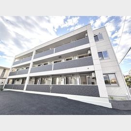大宮駅より徒歩17分 3階 築1年の賃貸物件