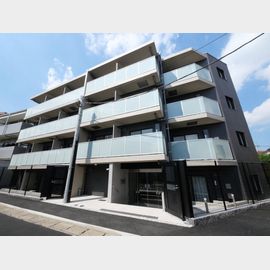 高津駅より徒歩8分 1階 築1年11ヶ月の賃貸物件