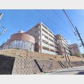 青葉台駅より徒歩10分 築17年9ヶ月 6階建の賃貸物件