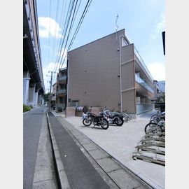 武蔵新城駅より徒歩11分 3階 築8年10ヶ月の賃貸物件