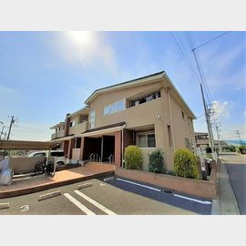 長後駅よりバス9分 2階 築13年1ヶ月の賃貸物件